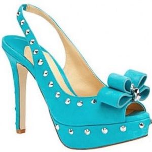 Gianni Bini turquoise studded platform heels size6
